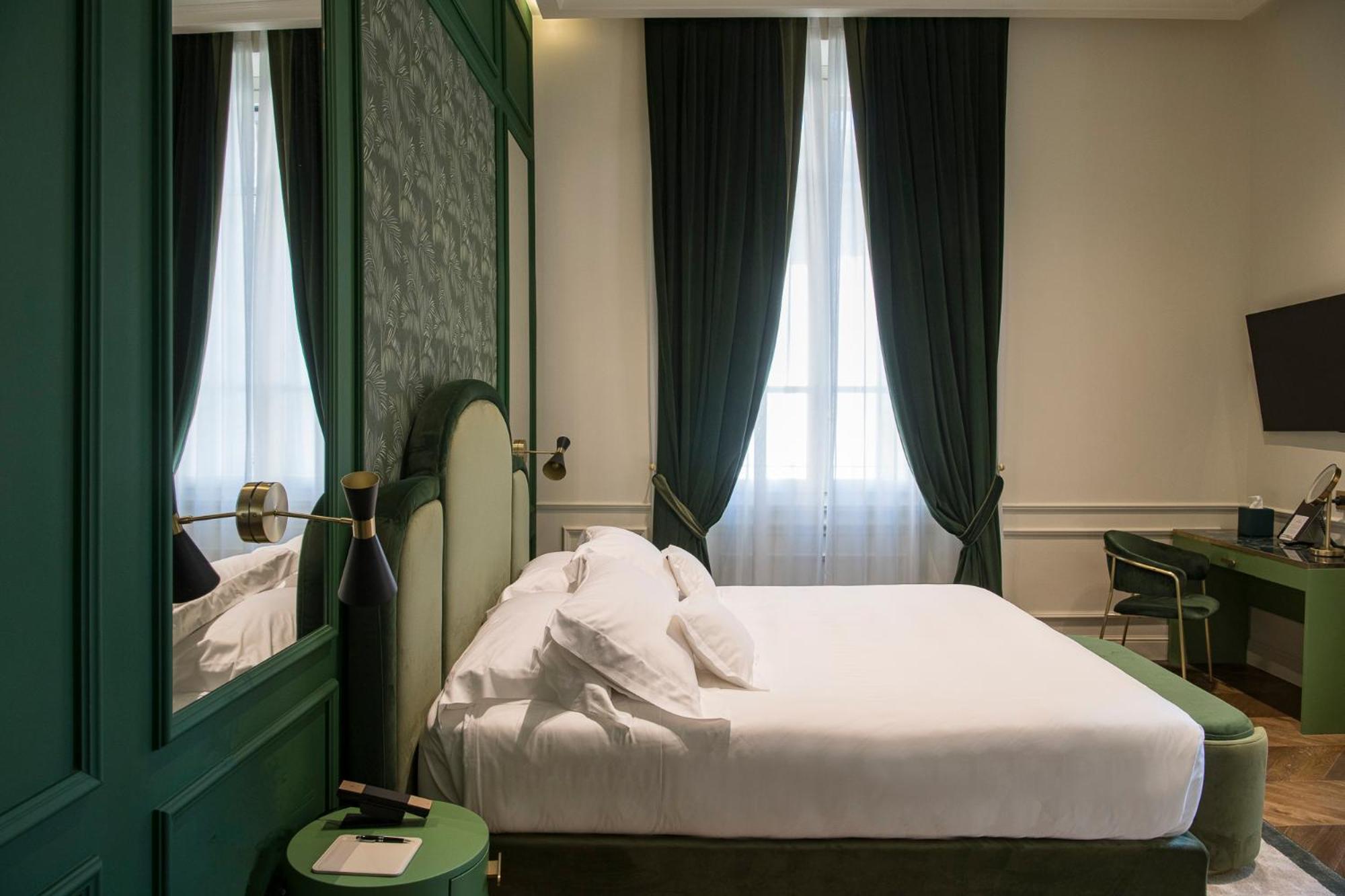 Hotel La Gemma Florence Extérieur photo A room at the hotel